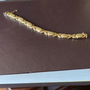 14K Polished Yellow Gold XO (Hugs and Kisses Bracelet)